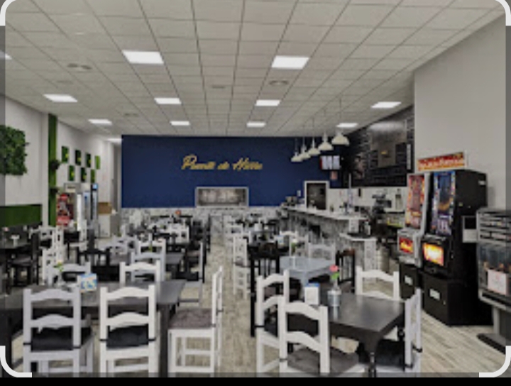 Cafeteria - Bar Puente de Hierro ( NO SOMOS EL CLUB NAUTICO) — Del propietario