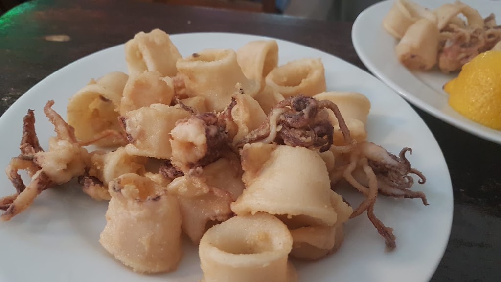 Bar Caoba — Comida y bebida