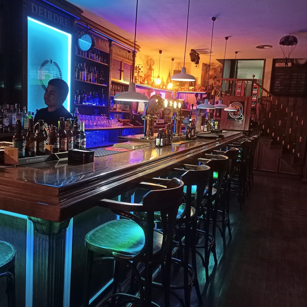 Irish Club Alameda — Ambiente
