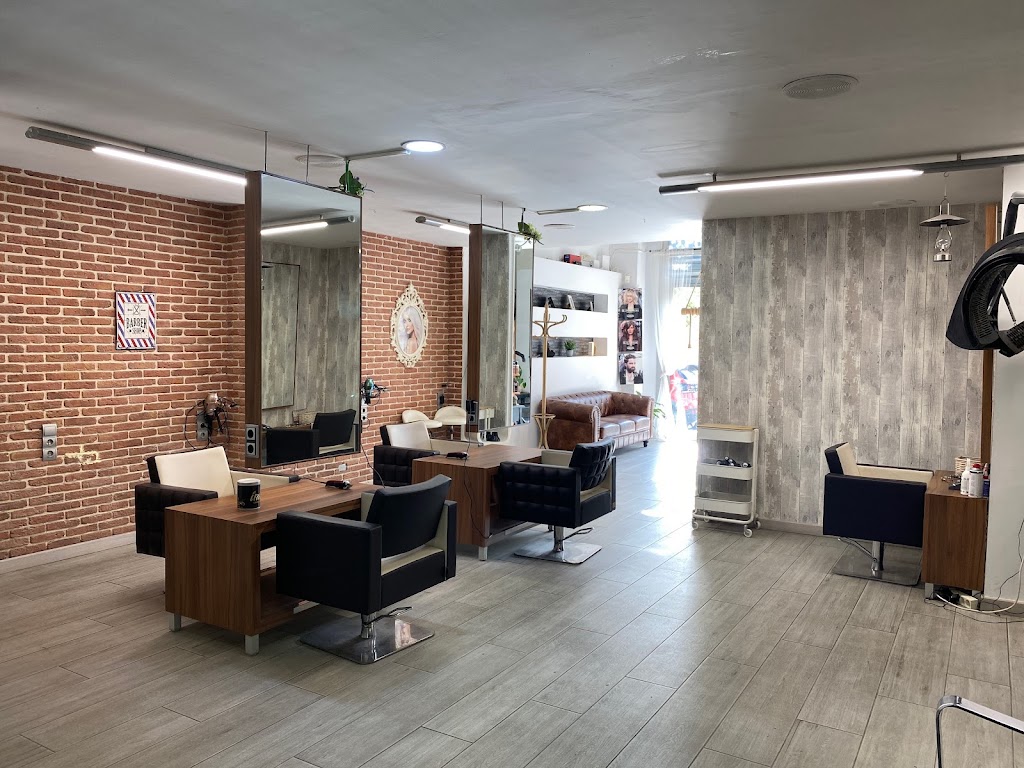 Iratxe Peluqueros — Interior