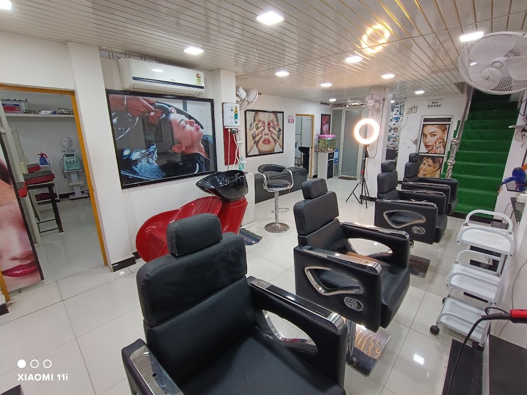 Khushi Beauty Salon Makeover