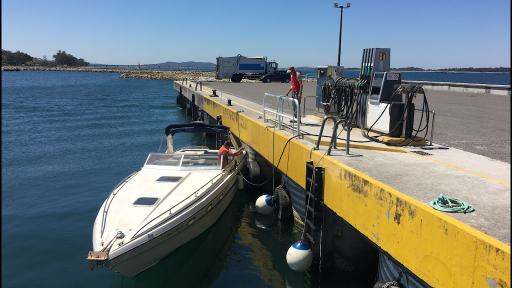 Gasolinera Puerto Vilanova De Arosa — Del propietario