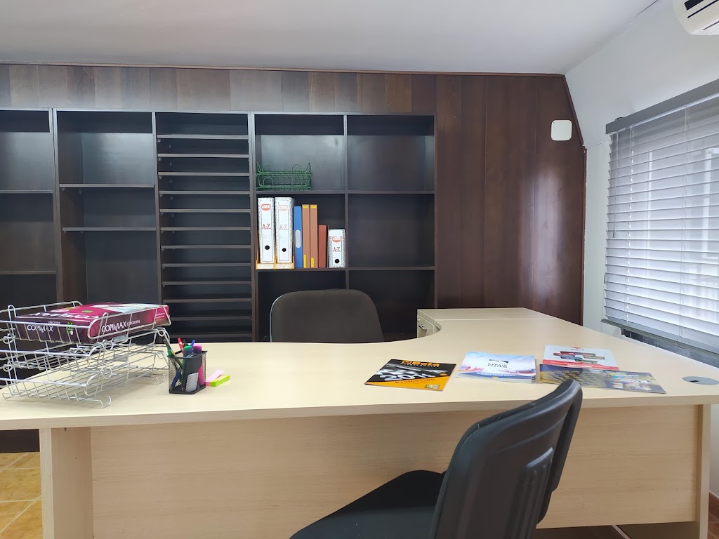 Talleres Kachilo — Interior