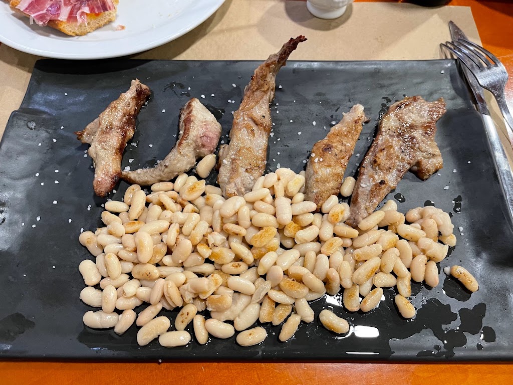 El Parral — Comida y bebida