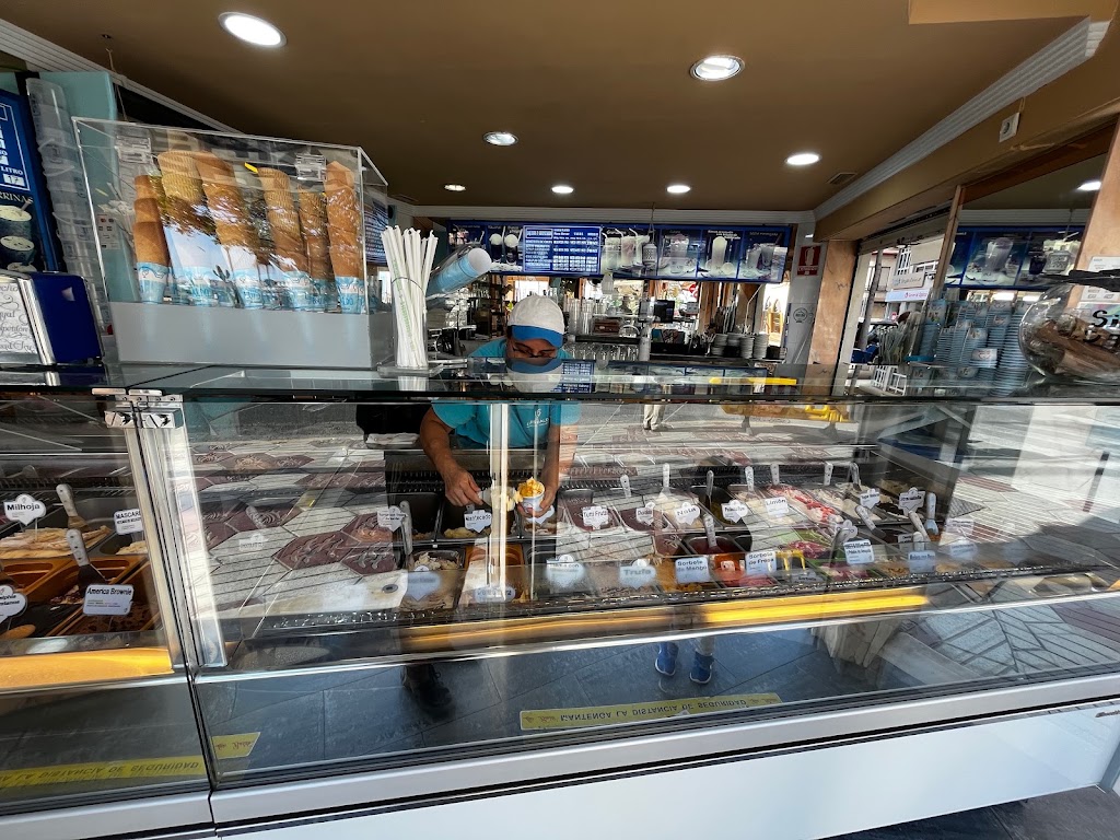 Heladeria-Turroneria — Ambiente