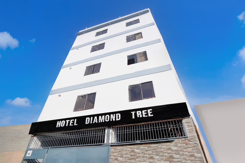 Hotel Diamond Tree