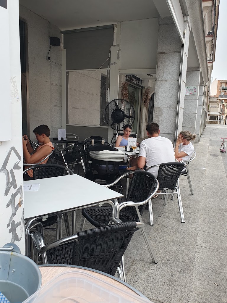 BAR LA PLAZA ANDREEA — Ambiente