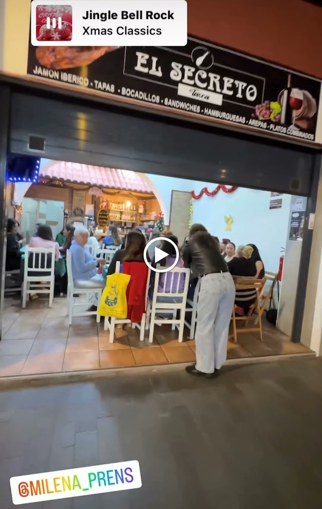 Bar-Cafe El Secreto — Ambiente