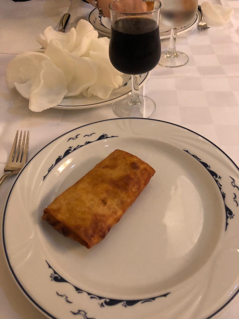 Restaurante Chino Hai Yan — Comida y bebida