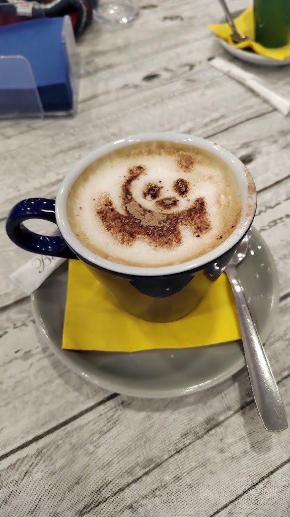 Bendita Cafe & Suenos — Capuchino