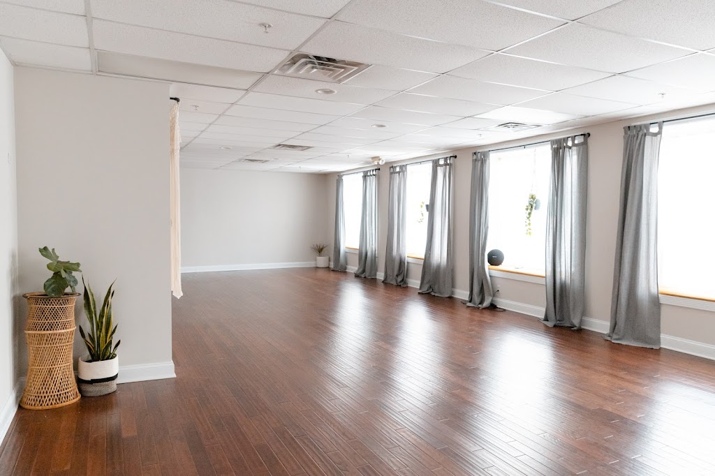  Trillium Yoga Grayslake
