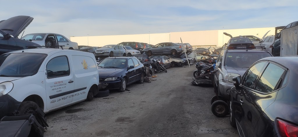 Desguaces Desbexport Antiga Casa Grues Font