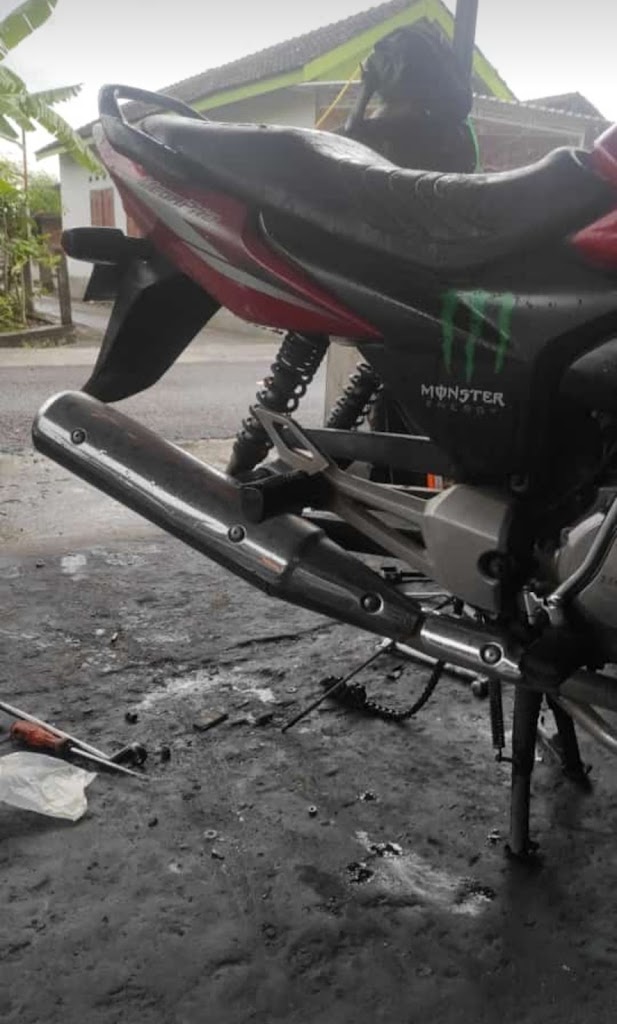 Bengkel Motor Kadipaten