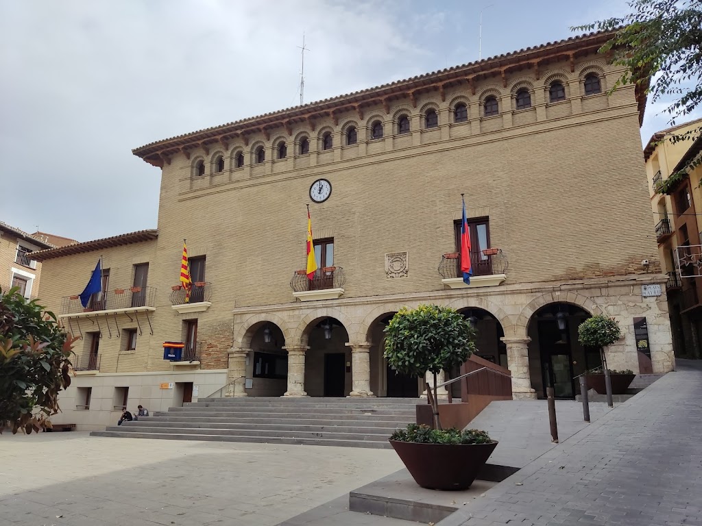 Ayuntamiento De Monzon-Huesca-Aragon