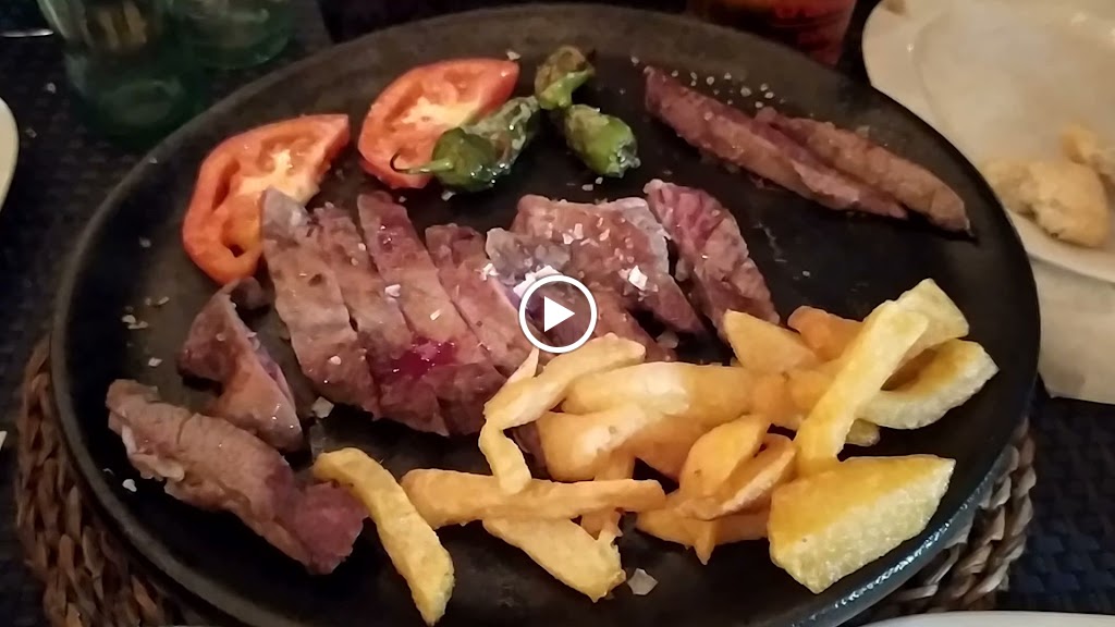 Bar El Picoteo del Aljarafe — Videos