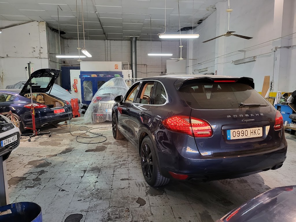 VH MOTORS — Taller