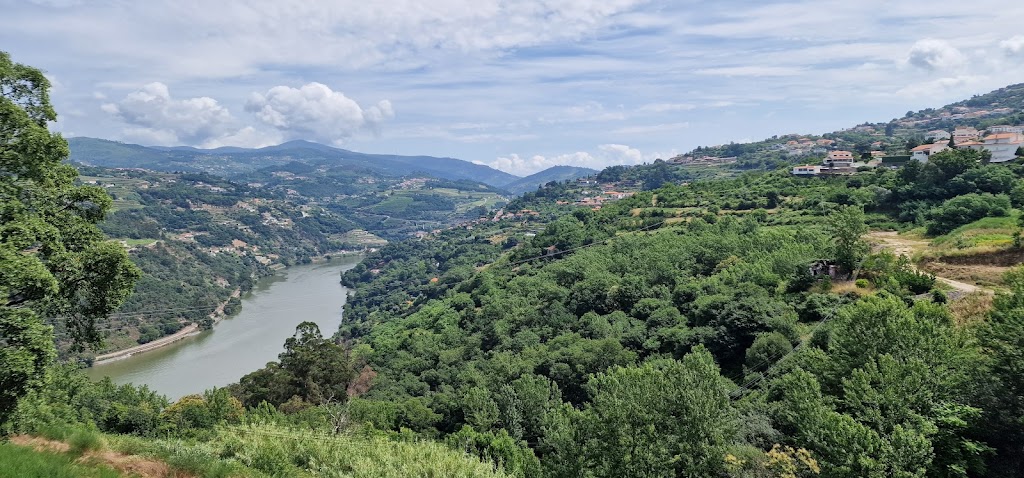 Pelourinho de Sao Martinho de Mouros