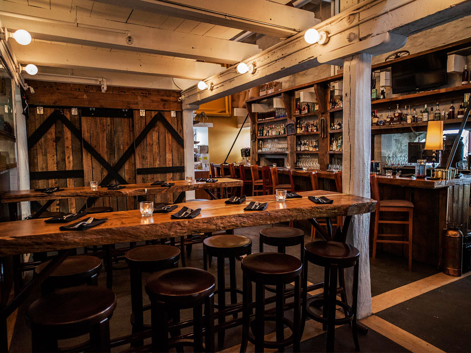 Restaurant Bâtiment B in Terrebonne