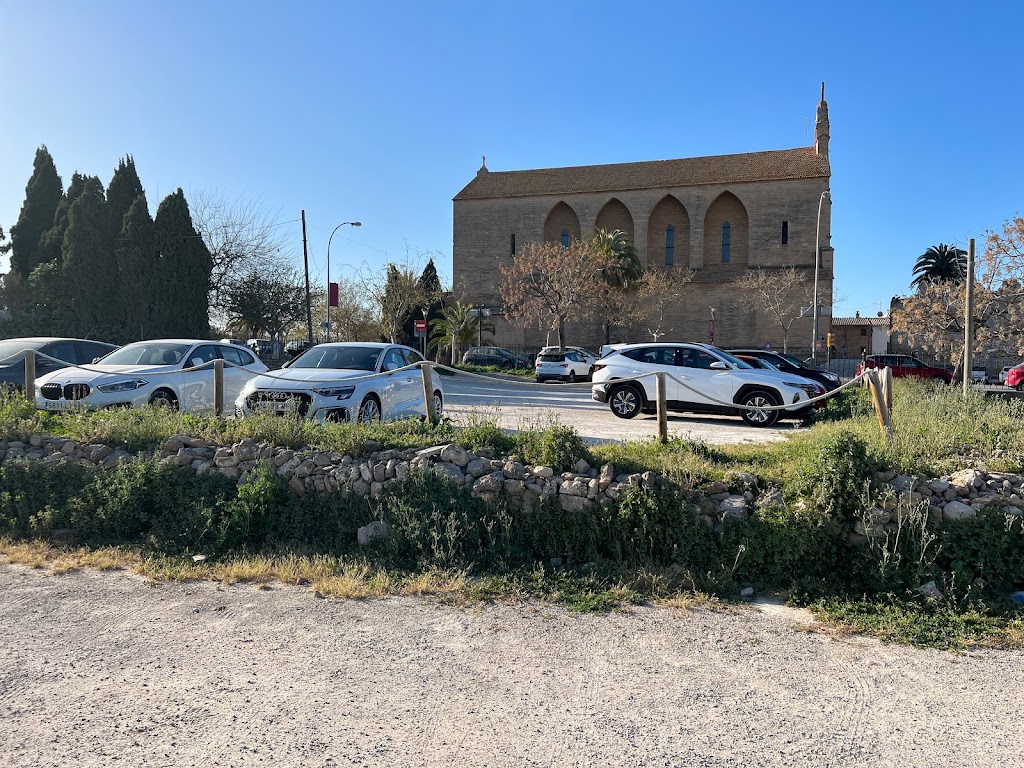 Aparcamiento ciudad romana — Estacionamiento