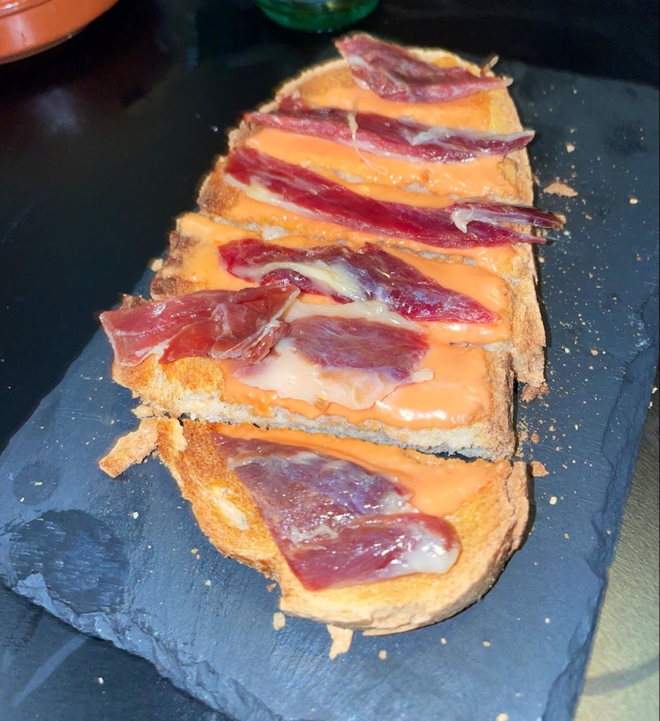 La Abadia del Puerto — Comida y bebida