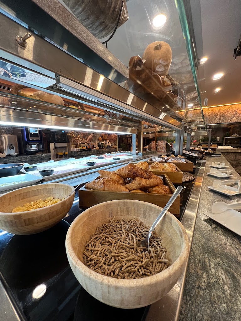 Puro Salutare — Comida y bebida