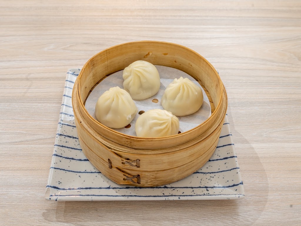 Restaurante MIFAN & SUSHI — Comida y bebida
