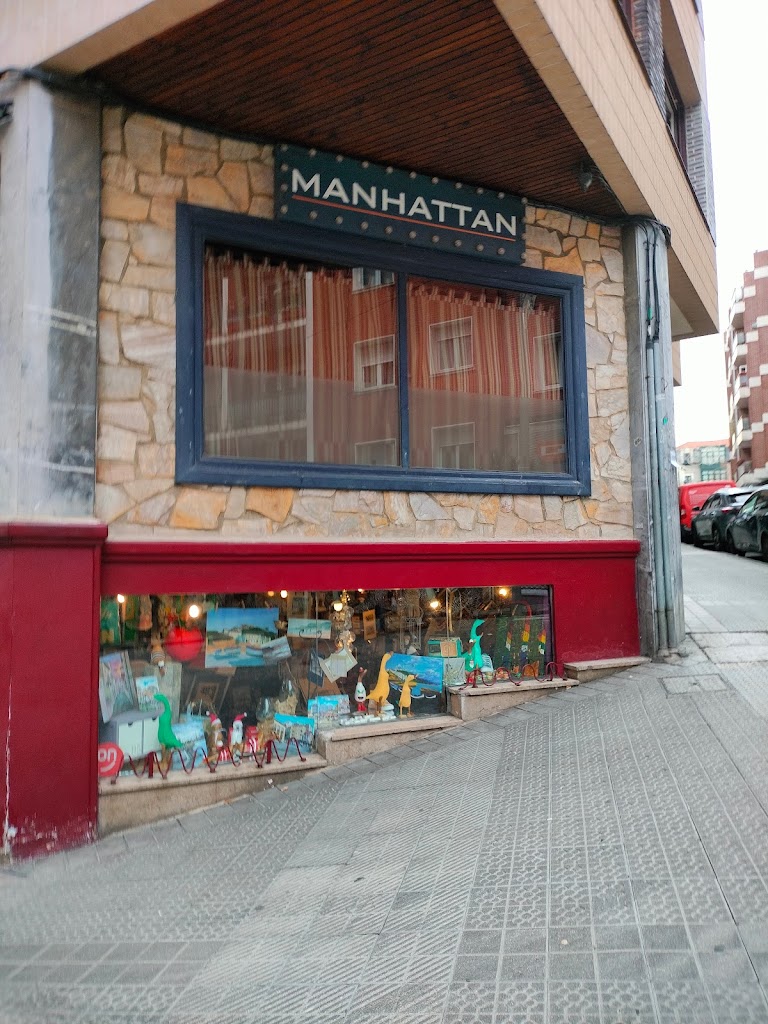 Bar Manhattan