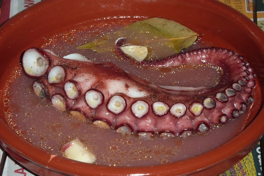 Restaurante Els Arcs — Comida y bebida