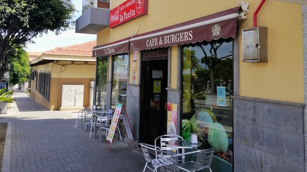 Cafe & Burgers La Tacita