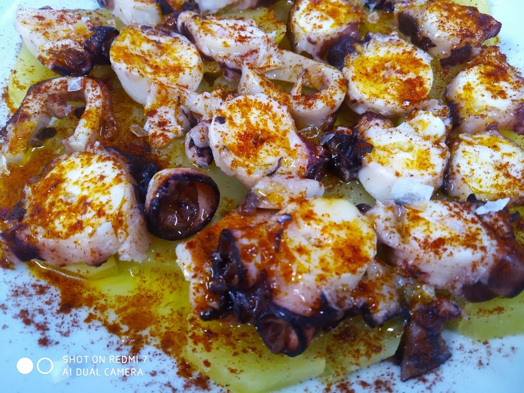 Bar Barlovento CNCB Cambrils — Comida y bebida