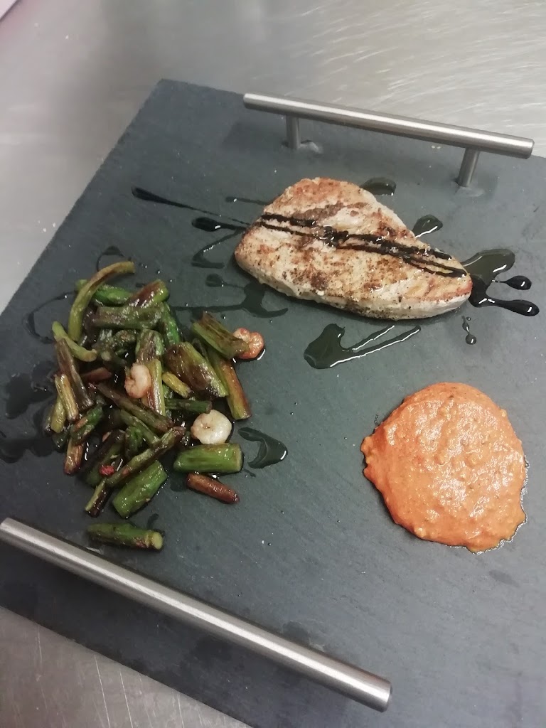 Bar Caliu — Comida y bebida