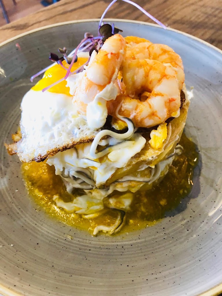 Madre del Amor Hermoso — Comida y bebida