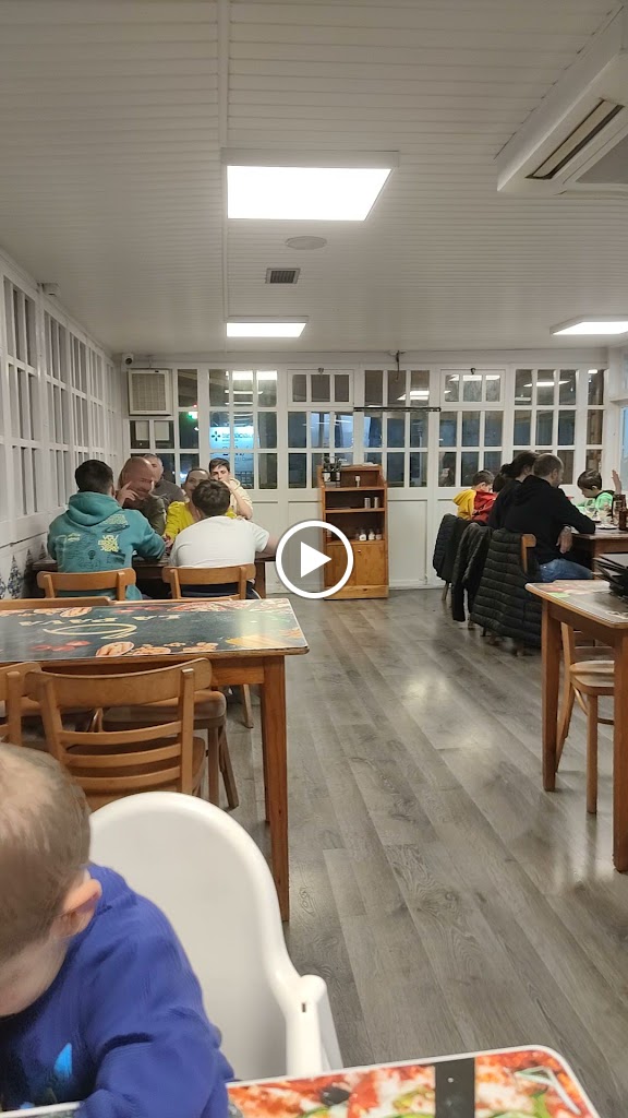 Pizzeria la Pava — Videos
