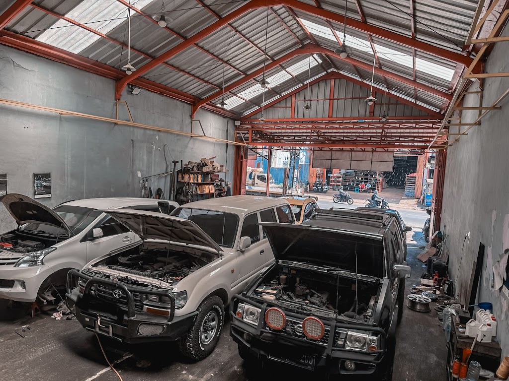 Bengkel Mobil Elvin Motor