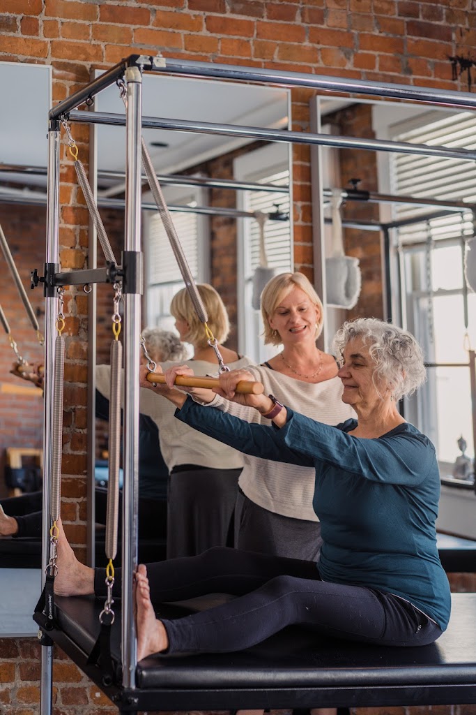  Studio-Corpo Pilates & GYROTONIC R Expansion Studio