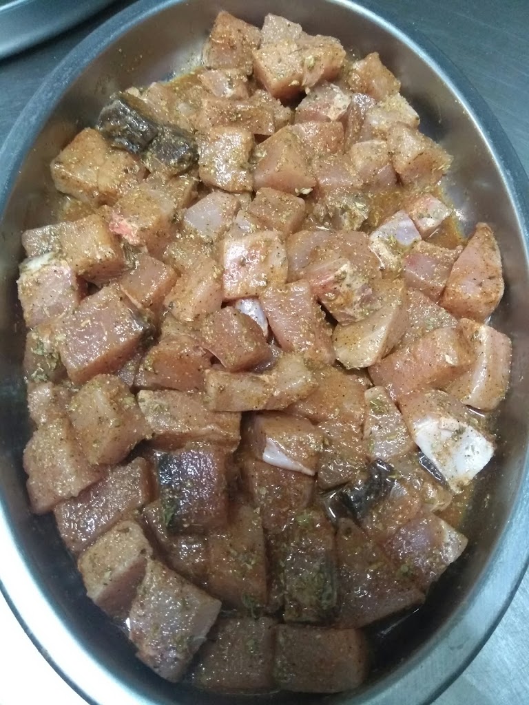 Bar La Esquinita (plaza del Pilar) — Comida y bebida