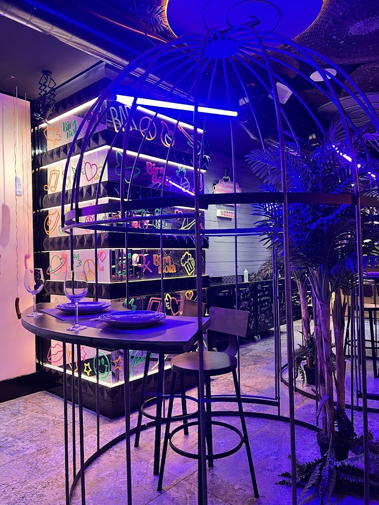 BiraBola Restaurante — Ambiente
