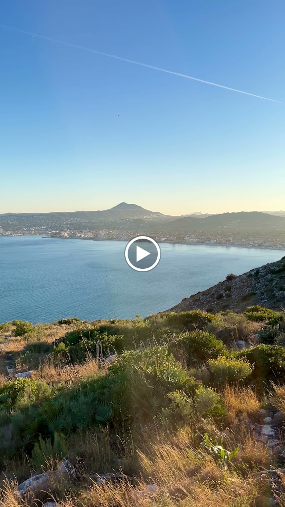 Aparcamiento ll Cabo de San Antonio — Videos