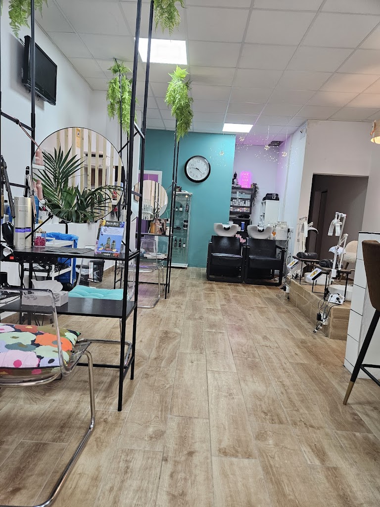 CG Beauty Salon