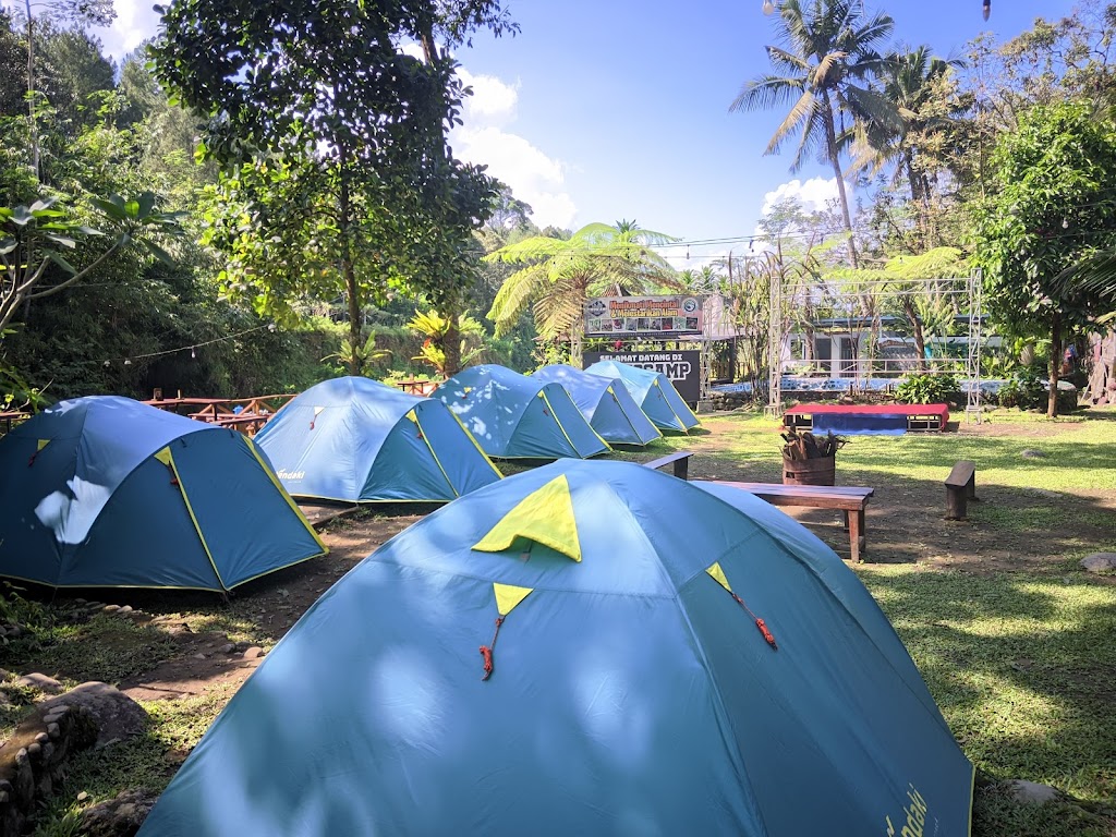 Pinus Camp 2 Banyuwangi