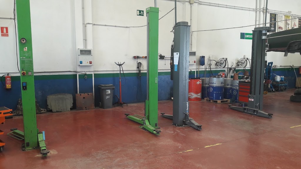 Confortauto Electromotor Lantejuela S.L. — Interior