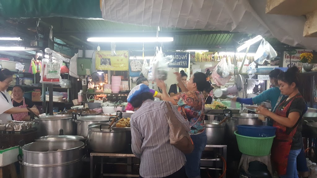 รูปภาพของ ร้านแม่อนงค์อาหารมังสวิรัติ ตลาดคลองเตย