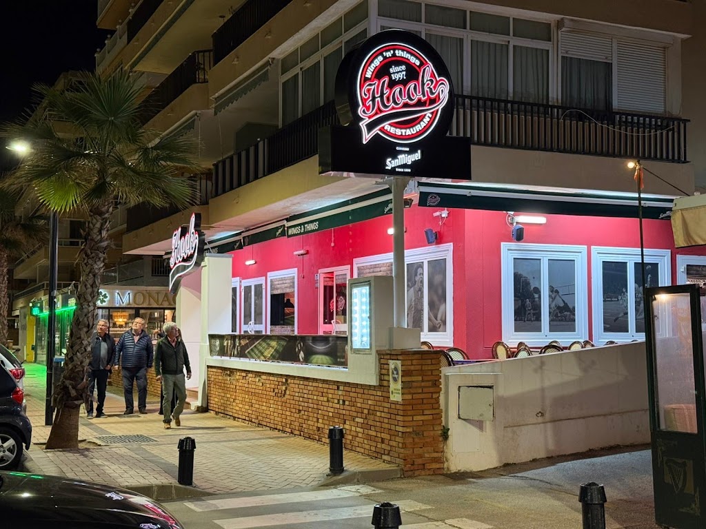 Hook Fuengirola