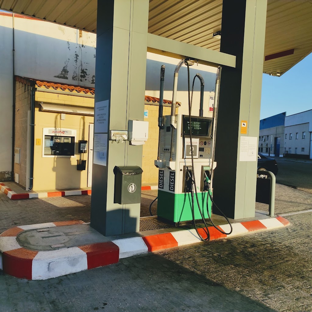 Estacion de servicio Valdellope — Surtidor de combustible