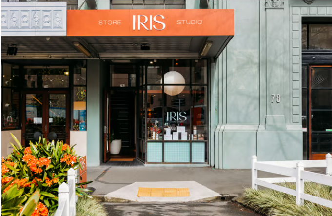 Iris Store Studio