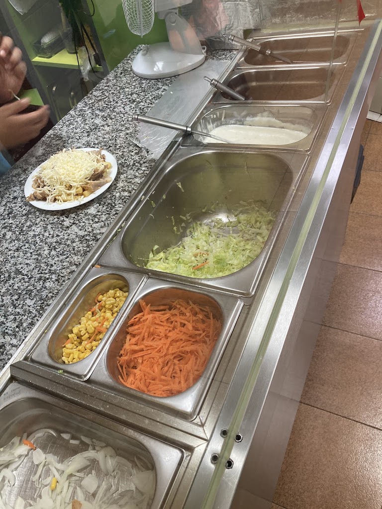 Doner Kebab Sunderbon — Comida y bebida