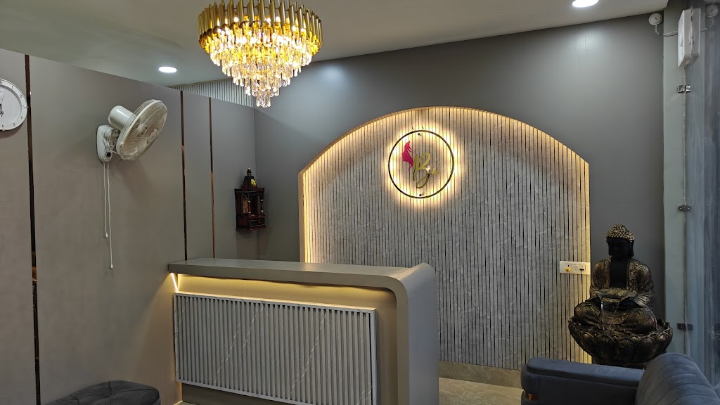 Bombshell Salon Academy