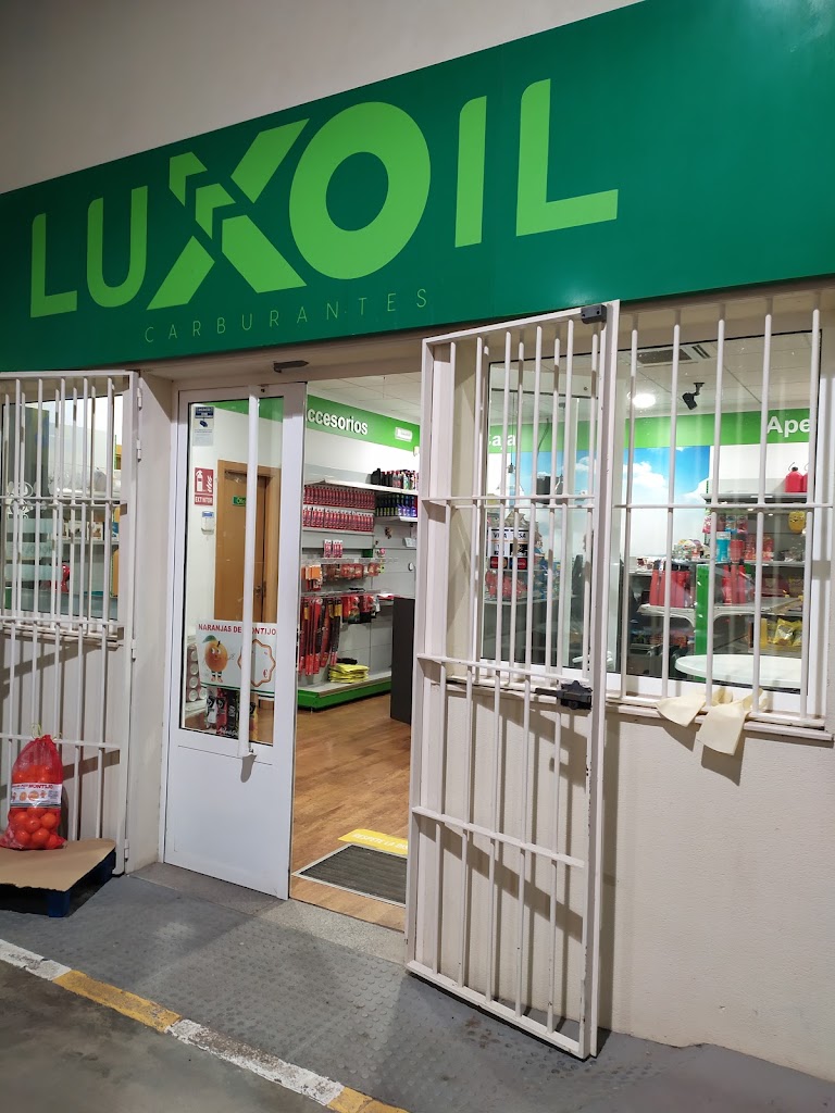 Luxoil — Exterior