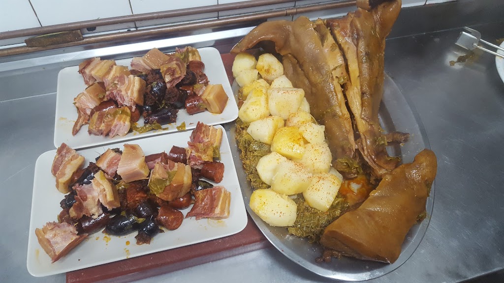 Meson El Viso — Comida y bebida