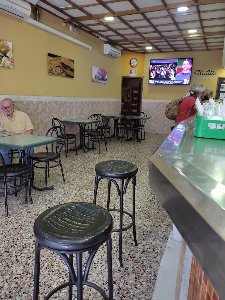 Bar Cafeteria Rialto — Ambiente